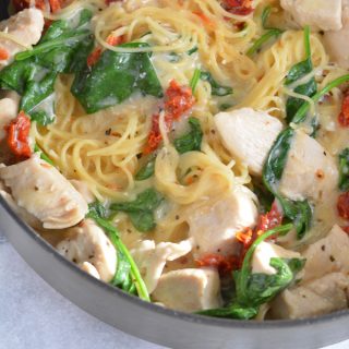 One Pot Chicken Florentine with Sun-Dried Tomatoes is a perfect dinner meal for a busy family.