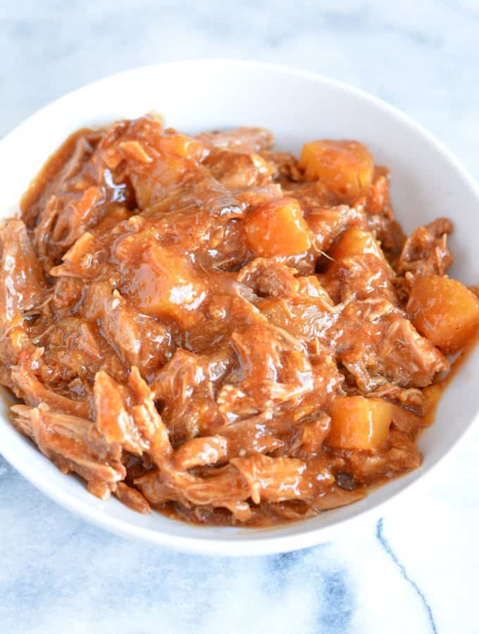 low Cooker Hawaiian Pulled Pork is a great recipe for a party or for meal prep.